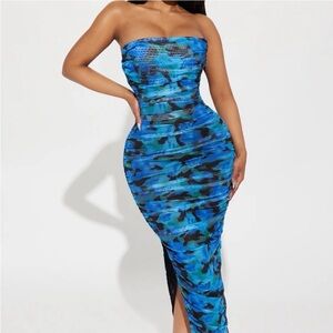 Fashion Nova Strapless Blue Patterned Dress